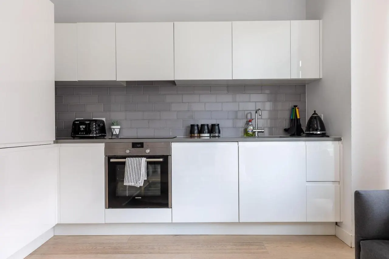 לונדון Dockside Apartment With Scenic Views בריטניה